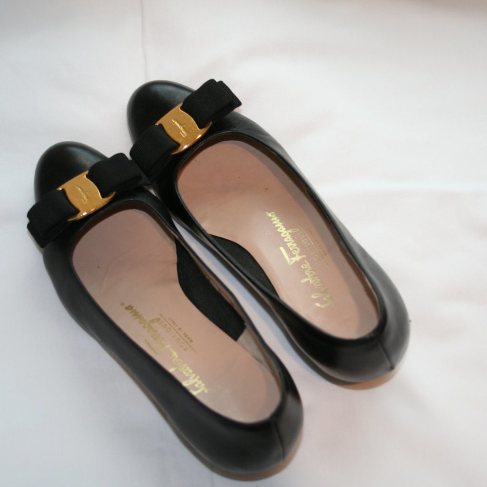 Vintage Ferragamo Black Leather Heels Size 6